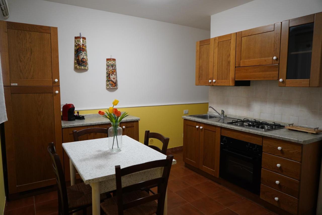 Sicily House Caronda Catania Apartamento Exterior foto